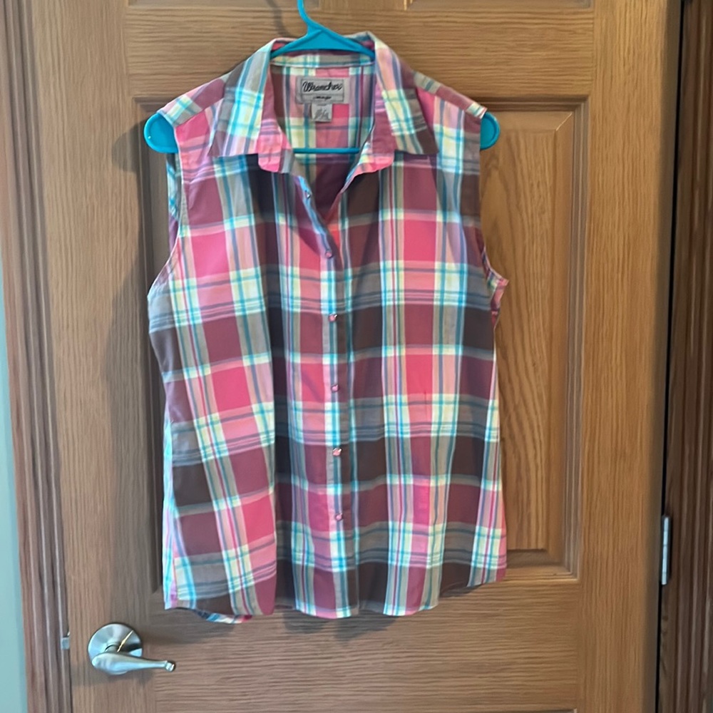 Wrangler top